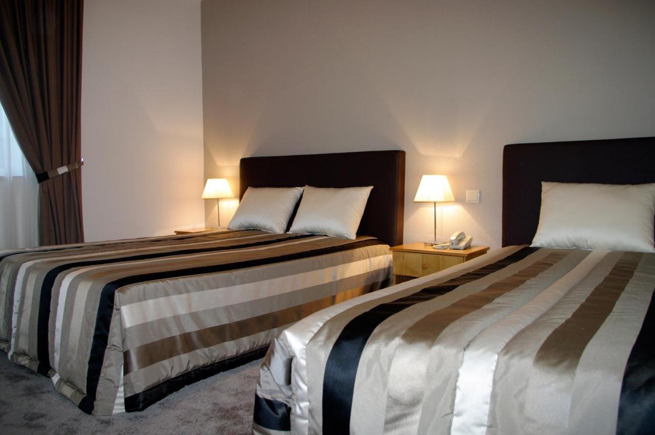 Hotel O Encontro Sendim (Braganca)
